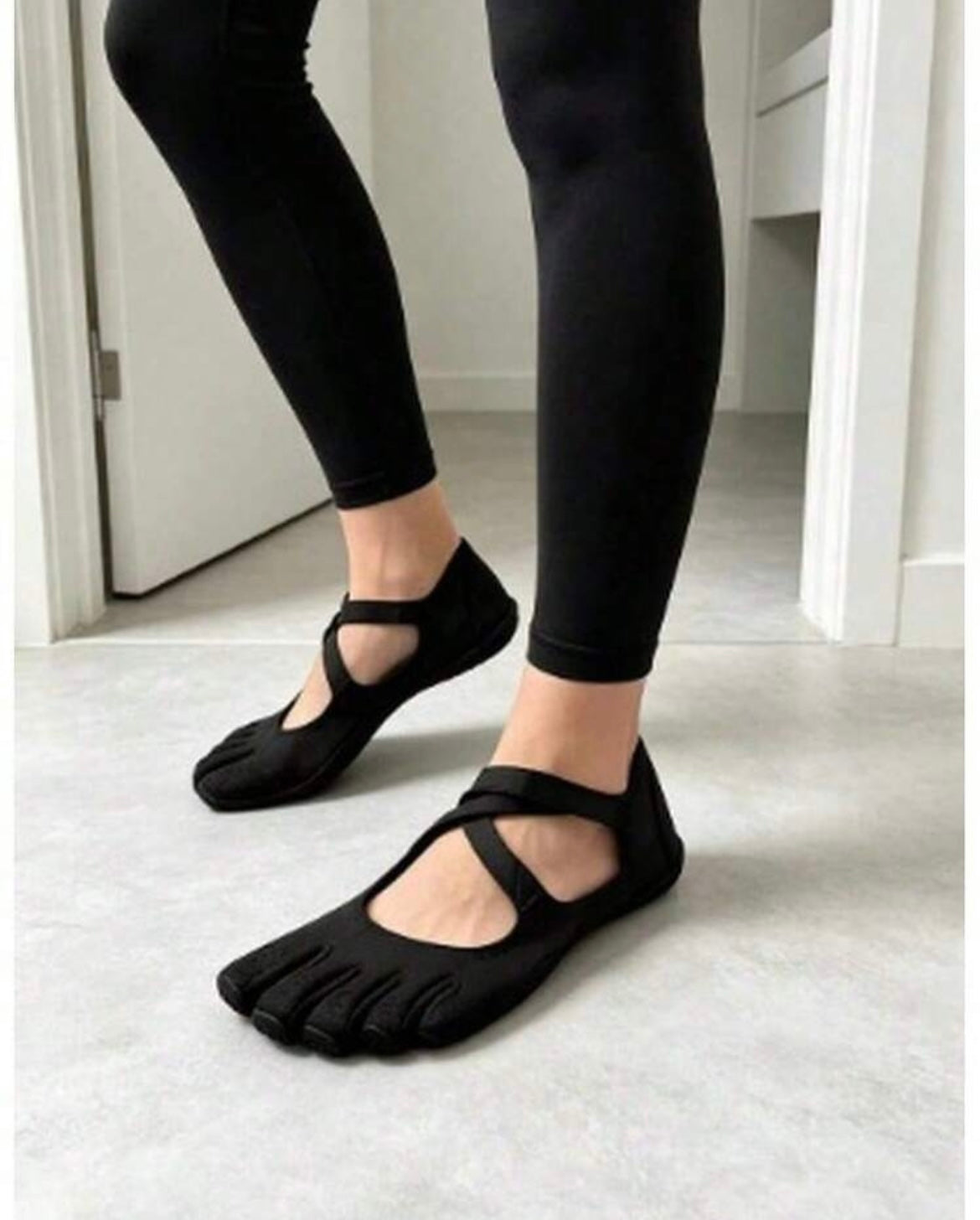 Black 5 finger shoes